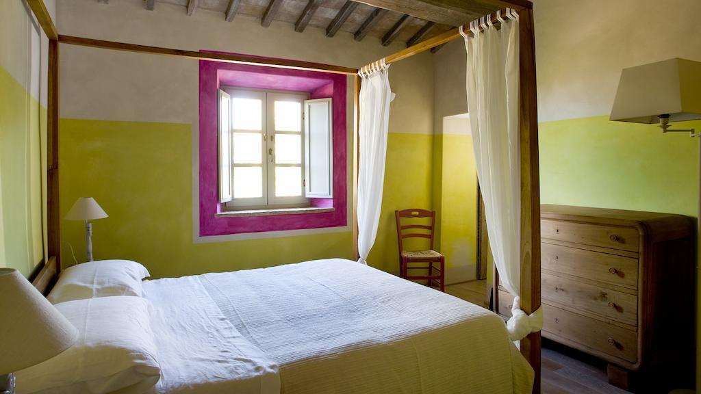 Casa Fabbrini Agriturismo 산카시아노데이반니 객실 사진