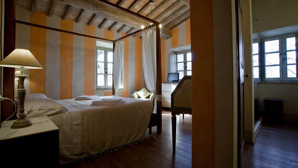 Casa Fabbrini Agriturismo 산카시아노데이반니 객실 사진